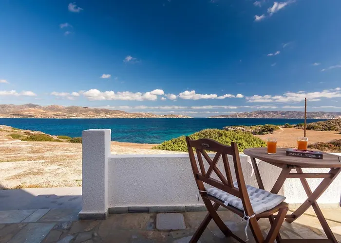 酒店 Polyegos View 2*