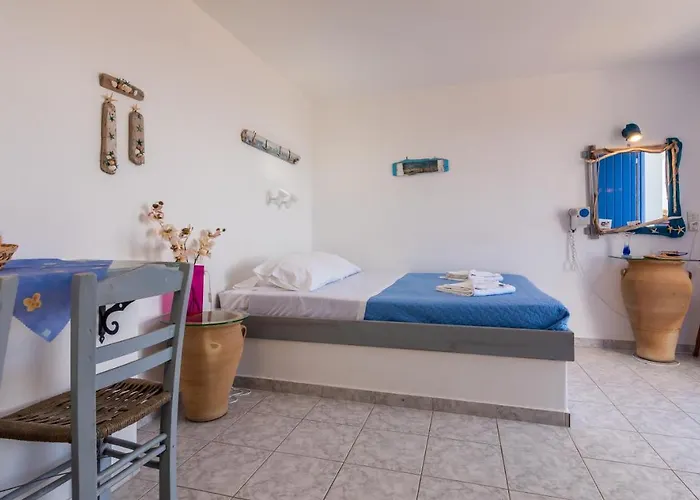 酒店 Polyegos View 2*