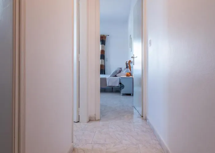 Отель Polyegos View Поллония